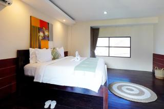 6 Bedroom Twin Villa at Pengiyasan Sanur - 9