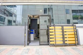 Collection O Satya Sai Square Formerly Hotel Crystal Inn - 4