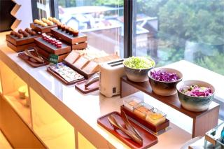 Madison Hotel Haikou Qilou Old Street - 3