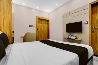 Super Townhouse Puri Bypass Crossway Formerly Hotel Pratee Heights - 1