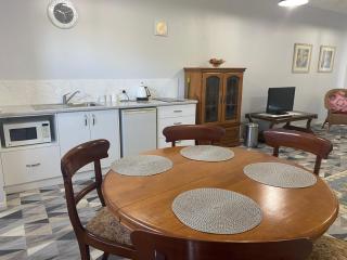 Southerly Studio - 5