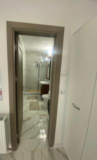 Lemora Apartments - 4