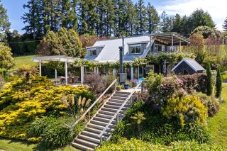 Pukawa Country Lodge - Pukawa Bay Holiday Home - 9