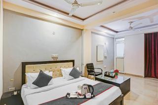 Townhouse Zodiac Near Botanic Garden of Indian Republic - 7