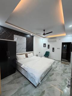 sappire the ganga view hotel - 5