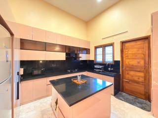 Aurora Heights 4-BHK Luxury Spacez Villa with Private Theatre - 6