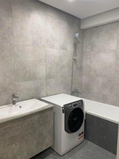 Lovely two bedroom condo - 5