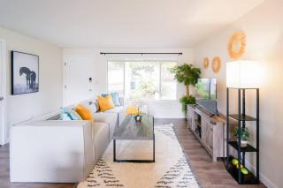 Beautiful Light-filled Farmhouse w swing & slide - 3