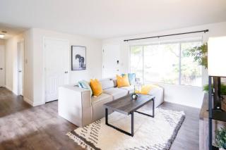 Beautiful Light-filled Farmhouse w swing & slide - 2