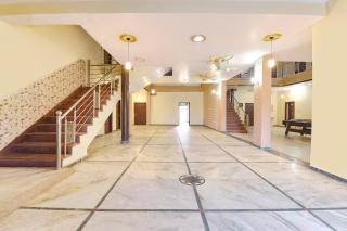 FabHotel Pink Haveli - 8