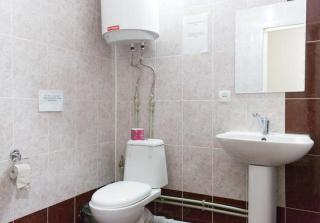 Apple Hostel Bishkek - Bishkek - 9