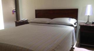 Ridgecrest Gardens Hotel - 4