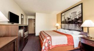 Super 8 By Wyndham Franklin/Middletown Area - 4