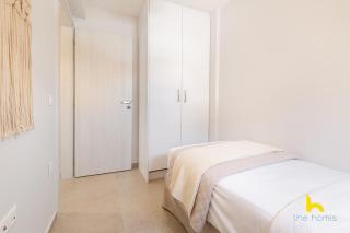 Rooftop Hideaway w Large Private Patio near Metro - 1