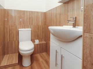 West End Retreat - 1