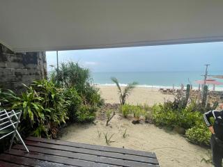 White House Beachfront - 5