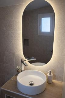 Downtown Skala Retreat Private Pool Prime Location - 2