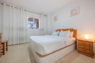 Beautiful Apartment Just 5 Minutes From the BEACH - 7