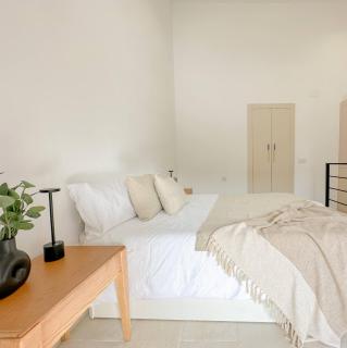 An Unbeatable Location in the Very Centre of Ecija - 1