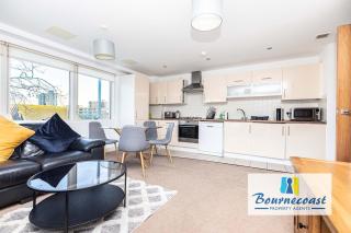 LILYPAD by BOURNECOAST- A Lovely Second Floor Flat in Poole Town Centre with a Lift - FM10693 - 6