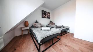 FlexHome Stilvolle Ferienwohnung - 3