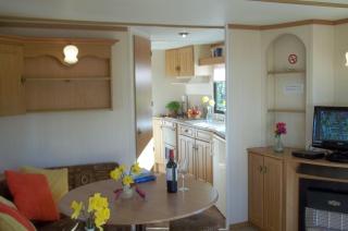Flemings White Bridge Self-Catering Mobile Home Hire - Killarney - 6