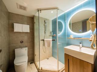 Home Inn Neo - Leshan Zhanggongqiao Food Street Store - 6