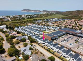 Boardwalk Hideaway 34 - Luxe 3BD Seaside Villa - 5