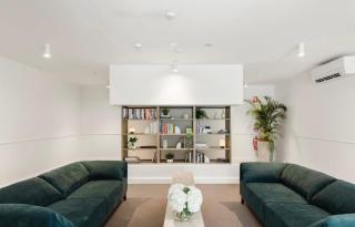 Brand new apartment free parking - 5