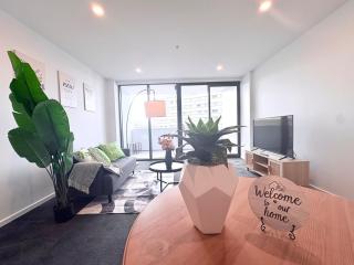 one bedroom apartment CBD Casino shopping center free P - 1