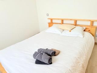 TRIO HOME,3 chambres, parking privé gratuit, wifi haut débit, 10min LA ROCHELLE,15min île de ré - 8
