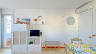 Vivalidays Jocelyne - Fenals - LLoret de Mar - 2