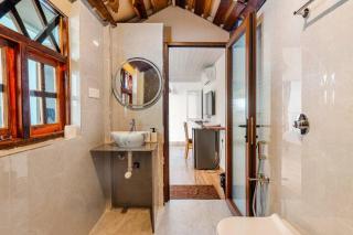 Sea Shades Cottages with Private Jacuzzi - 3
