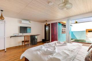 Sea Shades Cottages with Private Jacuzzi - 4