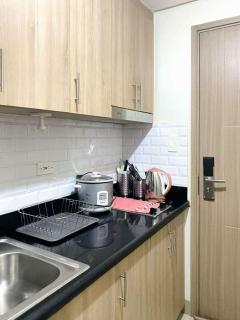 Warm Retreat with Balcony at Shore 2 Residences - 6