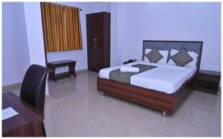 Hotel-Cold-Palace - 2