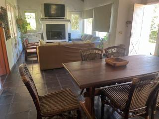 Amplia casa en La barra a cuadras del mar - 3