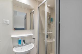 Delta City Hotels - Self check-in - Zúrich - 7