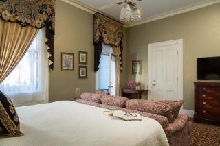 The Queen Victoria - 7