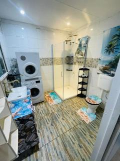 Tropical Getaway in Nadi Town with Smart Home - 4