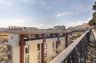 B&B Hotel Genova City Center - 9