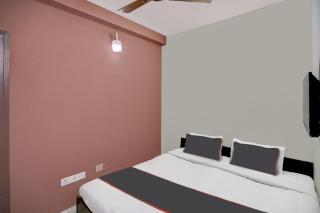 Hotel O Uk House Residency - 1