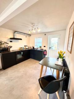 The Palms Cottage Exclusive Use 3 Bedroom Parking Central Newquay - 3