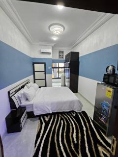 Amsterdam Plaza Apartments - 6