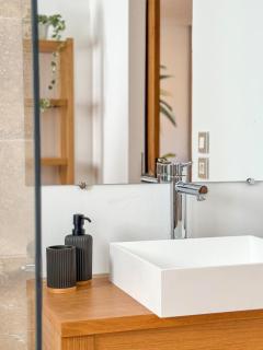 Villa avec Piscine & Jacuzzi privé, à Ste Suzanne - 1