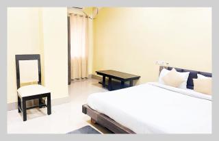 The S-hire Hotel - 3