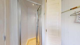 E04 Fresno, Riviere Towans - 1