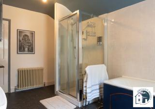 Springfield Place - 3 Bed Cent Reading - Long term savings - Free Parking - 3