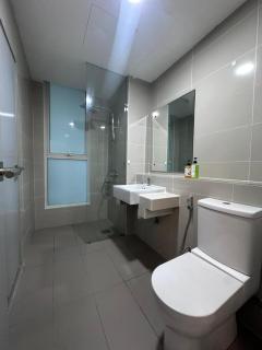 reSTARY - Kinabalu Blue, Sutera Avenue Infinity Pool - Imago Opposite - KK City- 2BR,6Pax 来沙旅 亚比蓝海主题公寓 - 无边际日落海景泳池 - Imago商场对面 - KK市中心 - 2房6人 - 2