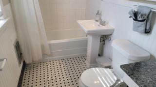 Awesome! One Bedroom Duplex - 8